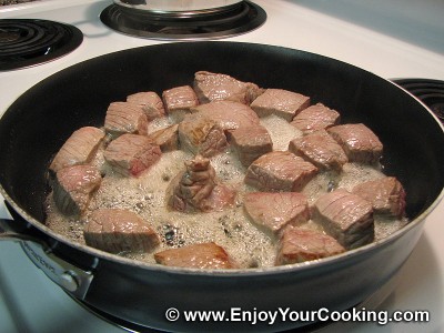 Beef Stew with Carrots and Bell Pepper: Step 4