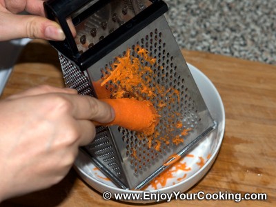 Fresh Carrots & Garlic Salad Recipe: Step 2