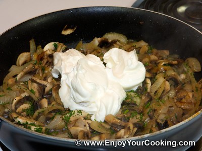 Stewed Chicken in Mushroom Sauce Recipe: Step 11
