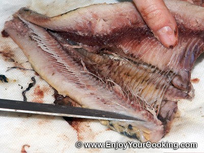 How to Clean Herring: Step 8