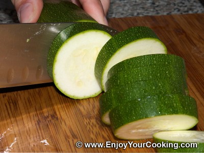 Fried Zucchini With Garlic Recipe: Step 2
