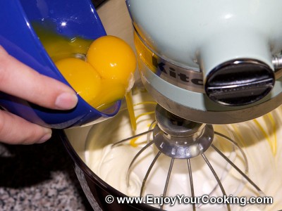 Sponge Cake with Apples Recipe: Step 6