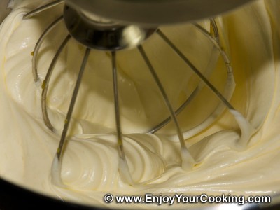 Sponge Cake with Apples Recipe: Step 7