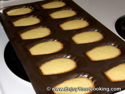 Madeleines Recipe: Step 18
