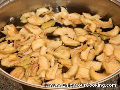 Uzvar (Dried Fruit Kompot) Recipe: Step 2