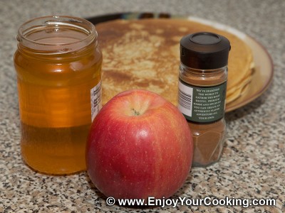 Crêpes Stuffed with Apple Recipe: Step 1