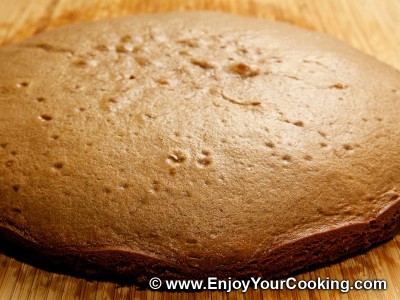 Simple Cake with Sour Cream Frosting Recipe: Step 14