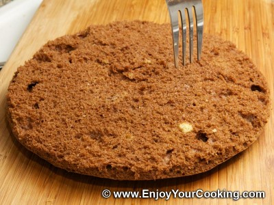 Simple Cake with Sour Cream Frosting Recipe: Step 25