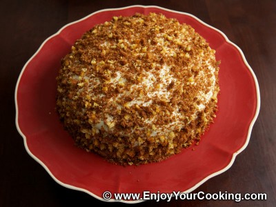 Simple Cake with Sour Cream Frosting Recipe: Step 32