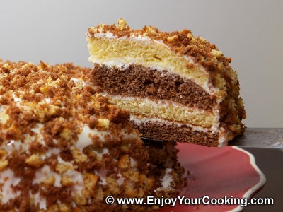 Simple Cake with Sour Cream Frosting Recipe: Step 33