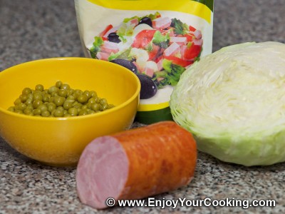 Salad Dnister (Cabbage, Peas and Sausage) Recipe: Step 1