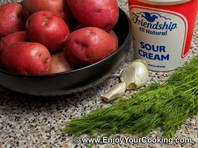 Boiled Potato with Sour Cream and Garlic Recipe: Step 1