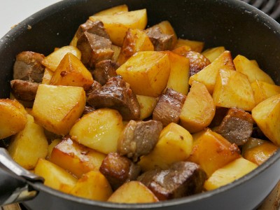 Duck Stewed with Potato and Eggplants Recipe: Step 9