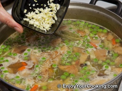 Russian Lenten Mushroom Soup Recipe: Step 14