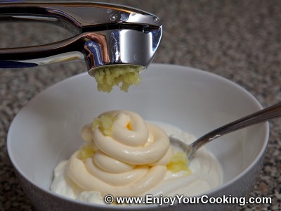 Ukrainian Tomato and Cucumber Salad with Sour Cream Dressing Recipe: Step 4