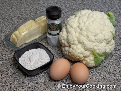 Boiled Cauliflower with White Sauce Recipe: Step 1
