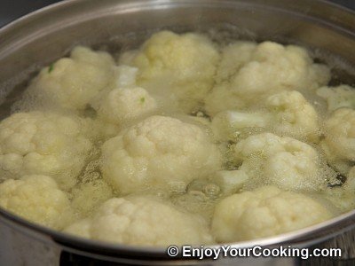 Boiled Cauliflower with White Sauce Recipe: Step 3