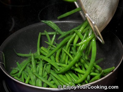 String Beans Fried with Eggs Recipe: Step 7