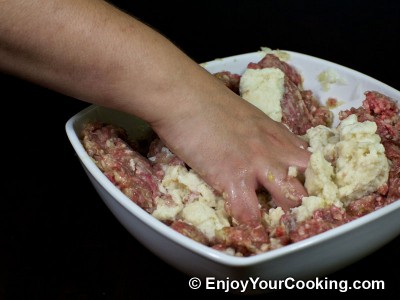 Minced Cutlets Stuffed with Mushrooms Recipe: Step 10