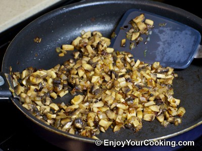 Minced Cutlets Stuffed with Mushrooms Recipe: Step 12