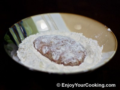 Minced Cutlets Stuffed with Mushrooms Recipe: Step 15