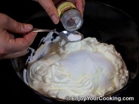 Add 1/2 teaspoon of vanilla sugar, mix good