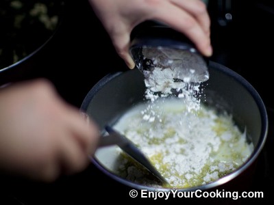 Chicken Lasagna with Spinach and Fresh Cheese Recipe: Step 10