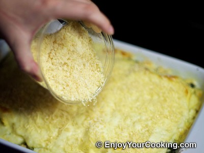 Chicken Lasagna with Spinach and Fresh Cheese Recipe: Step 22