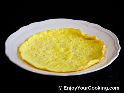 Omelette Stuffed with Mushrooms and Onions Recipe: Step 12