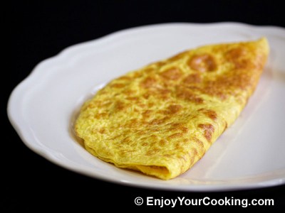 Omelette Stuffed with Mushrooms and Onions Recipe: Step 15