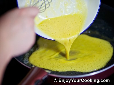 Omelette Stuffed with Mushrooms and Onions Recipe: Step 9