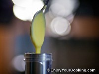 Fill decorator with custard