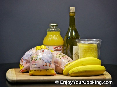 Chicken Roast with Pineapples, Bananas and White Wine Sauce Recipe: Step 1