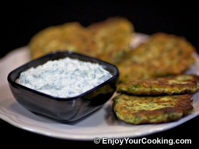 Sour Cream and Garlic Dip Recipe: Step 7
