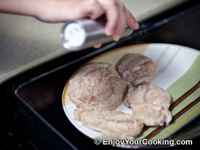 Veal with Mushrooms and Carrots Recipe: Step 4
