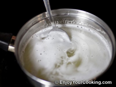 White Wine Jelly with Bananas Recipe: Step 5
