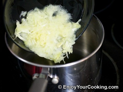 Roasted Spaghetti Squash with Tomato Basil Sauce  Recipe: Step 4