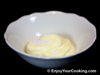 Add sugar to mayo