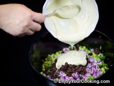 Fresh Broccoli Salad with Raisins and Sunflower Seeds Recipe: Step 7