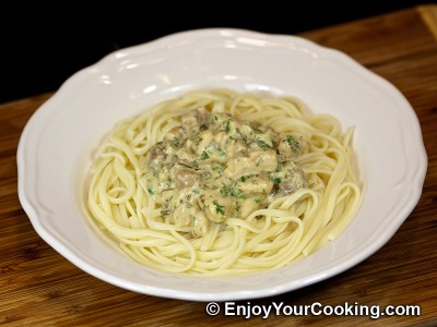 Pasta with Chicken and Mushroom Sauce Recipe: Step 12