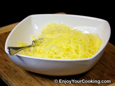 Roasted Spaghetti Squash with Tomato Basil Sauce  Recipe: Step 10b