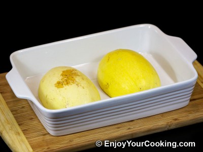 Roasted Spaghetti Squash with Tomato Basil Sauce  Recipe: Step 3