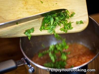 Roasted Spaghetti Squash with Tomato Basil Sauce  Recipe: Step 9