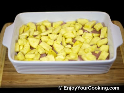 Chicken Meat Roasted with Pineapple and Bananas Recipe: Step 3