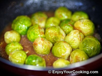 Brussels Sprouts in Tomato and Soy Sauce Recipe: Step 11