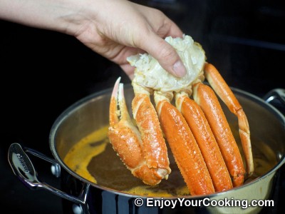 Boiled Snow Crab Legs with Old Bay Seasoning Recipe: Step 4