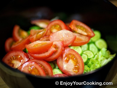 Lettuce, Tomato and Cucumber Salad Recipe: Step 4