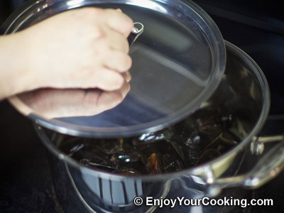 Mussels Steamed with Shallots in Wine and Butter Sauce Recipe: Step 8