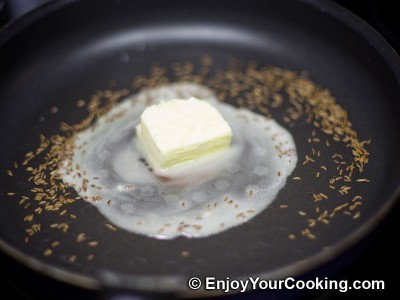 Potatoes Fried with Garlic and Caraway Seeds Recipe: Step 5