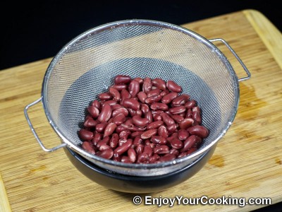 Bean, Cucumber and Bell Pepper Salad Recipe: Step 2